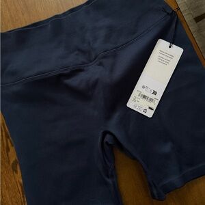 Seamless rib bike shorts Alo Yoga
